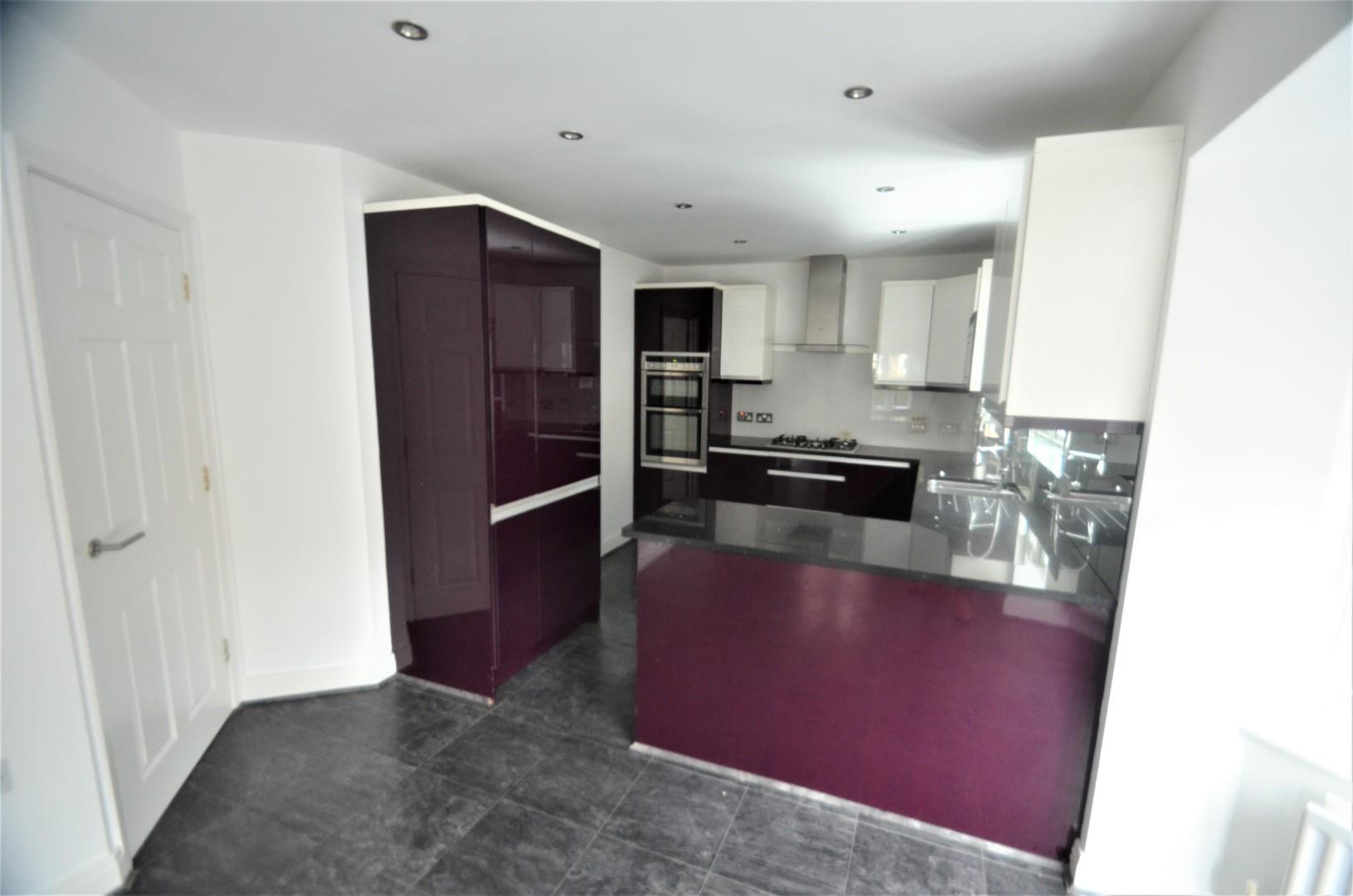 Kingsbridge Drive, London